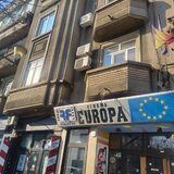 Trei camere, vand mansarda cinefilului